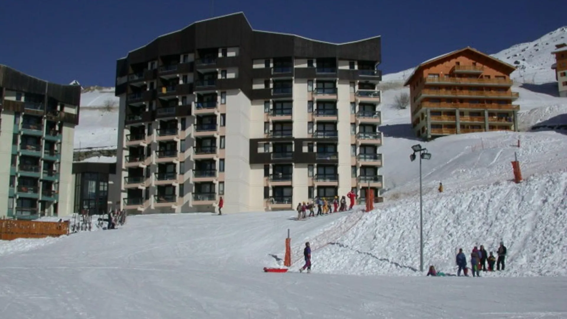 Appartement Cozy Pour 5 Aux Menuires Avec Vue Montagne - Fr-1-452-93 Saint-Martin-de-Belleville 0*,  Frankrijk